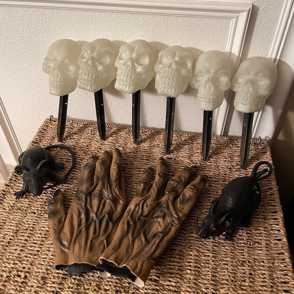 Skeleton Vintage Glow in the Dark Skulls with Stakes Monster Hands & Black Rats